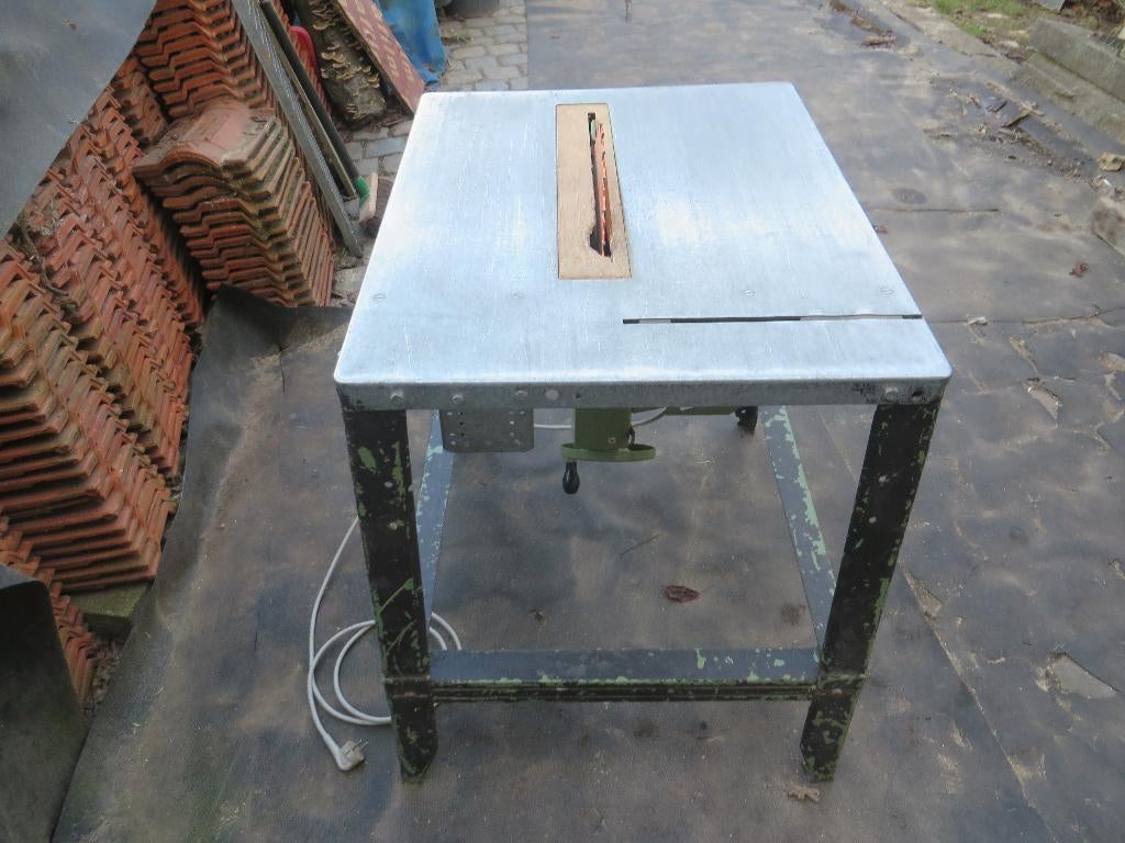 machine à scier à table, 1200 watts ou plus, 30 à 70 mm, Enlèvement, Utilisé