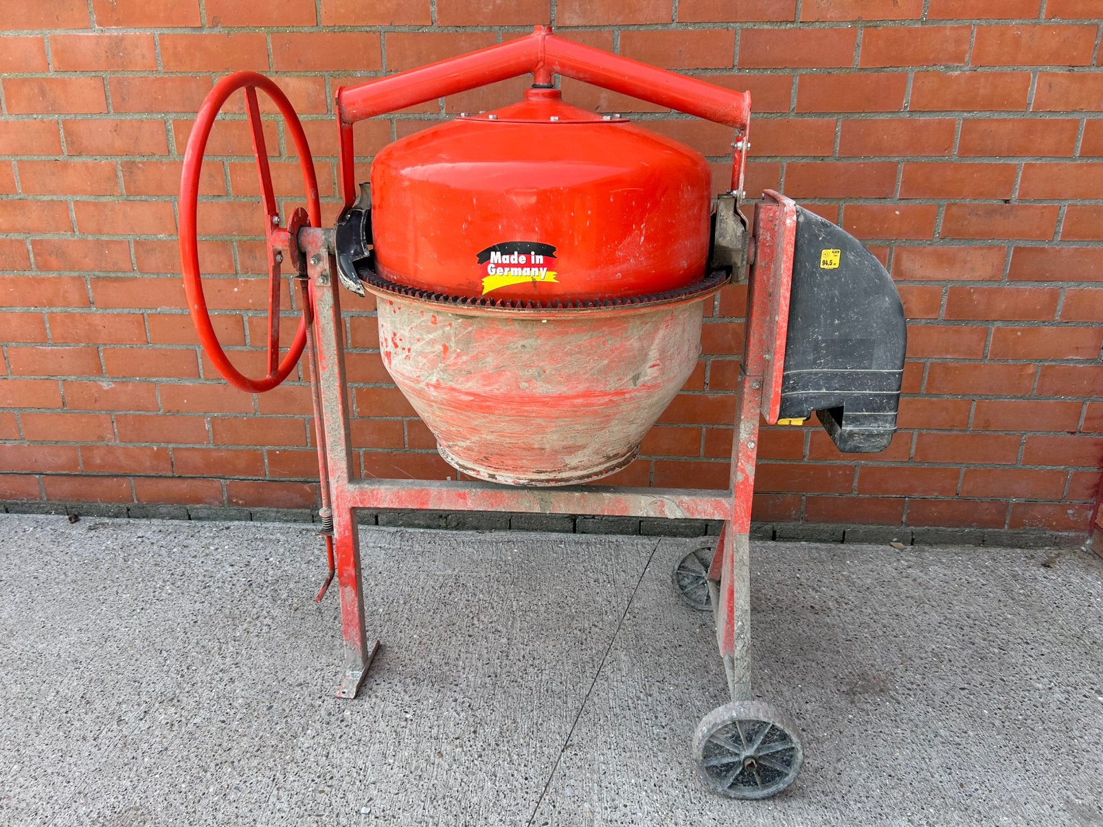 Betonmolen165 liter, Doe-het-zelf en Bouw, Betonmolens, Ophalen, Gebruikt