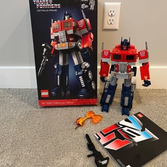 Lego Transformer 10302 Optimus Prime
Met doos (mindere staat, Ophalen of Verzenden, Lego