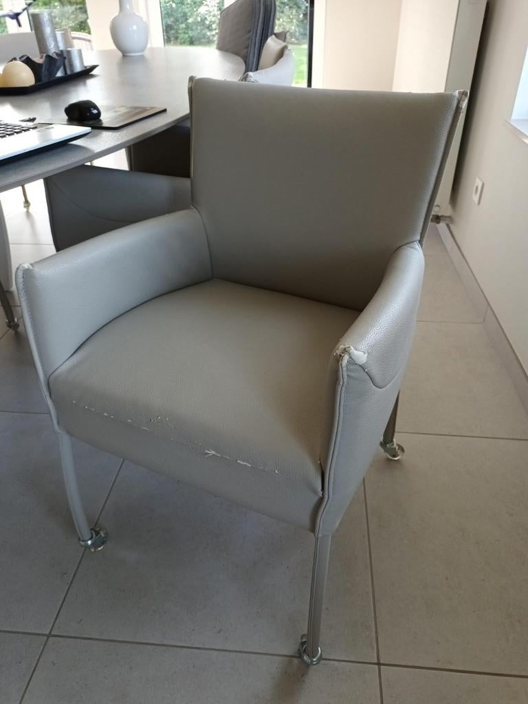 Stoelen, Ophalen, Stoel(en)