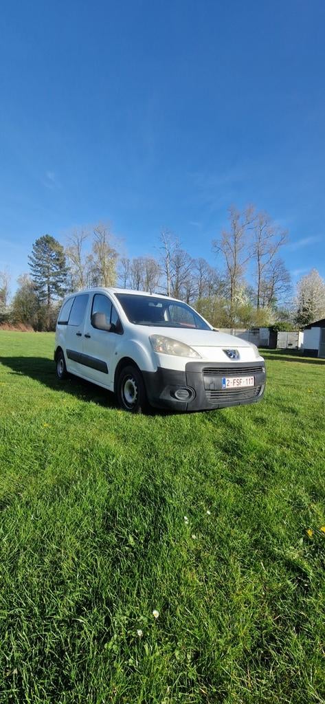 Peugeot partner 1.6 hdi euro 4 lichte vracht, Auto's, Voorwielaandrijving, Wit, Cruise Control, Particulier