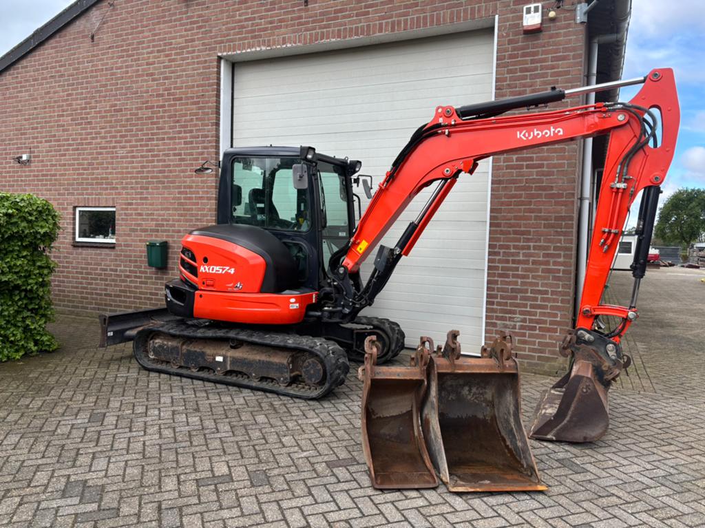 Kubota KX057-4 Minigraver graafmachine (2018) Top machine!, Enlèvement, Excavatrice