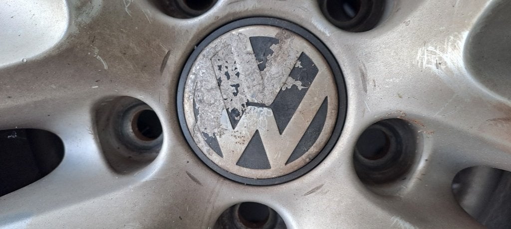 Pneu de voiture d'hiver + quatre jantes VW, Pneus hiver, Véhicule de tourisme, 17 pouces, Enlèvement