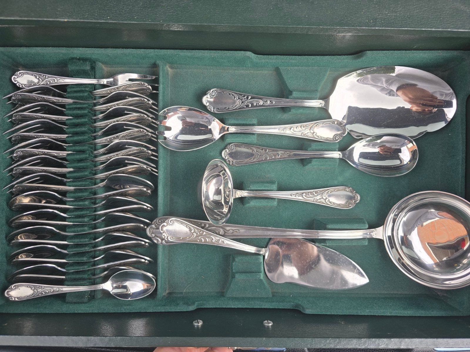 Luxe bestekset Polida "Louis XV" – 18/8 edelstaal met koffer, Ophalen of Verzenden