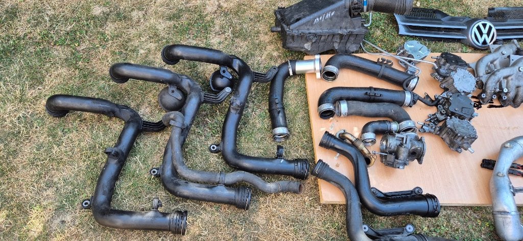 Pièces golf 4 + golf 5 + Audi A3 Passat etc etc, Auto-onderdelen, Motor en Toebehoren, Audi, Seat, Volkswagen, Skoda, Gebruikt