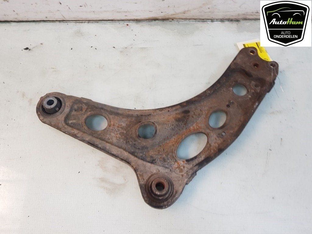 DRAAGARM RECHTS VOOR Nissan Primastar (|93453323|93853465|), Dhr. J. Ham, Gebruikt, Administratie@autoham.nl, Nissan