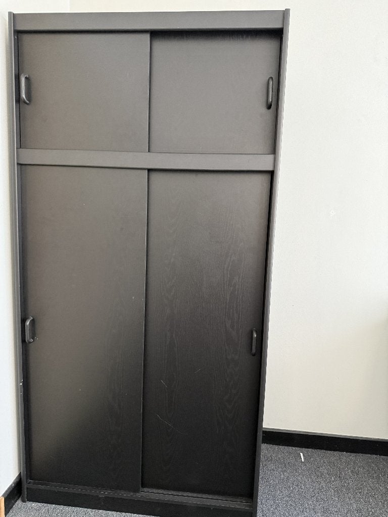 Kleerkast (6 identieke stuks), Ophalen, Met deur(en), 100 tot 150 cm, 200 cm of meer