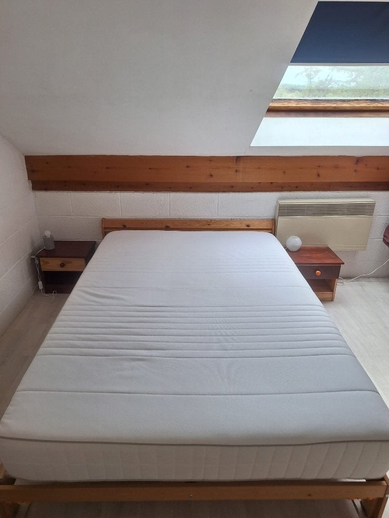 Lit IKEA 140x200 complet – Très bon état, Tissu, 140 cm, Enlèvement, Utilisé