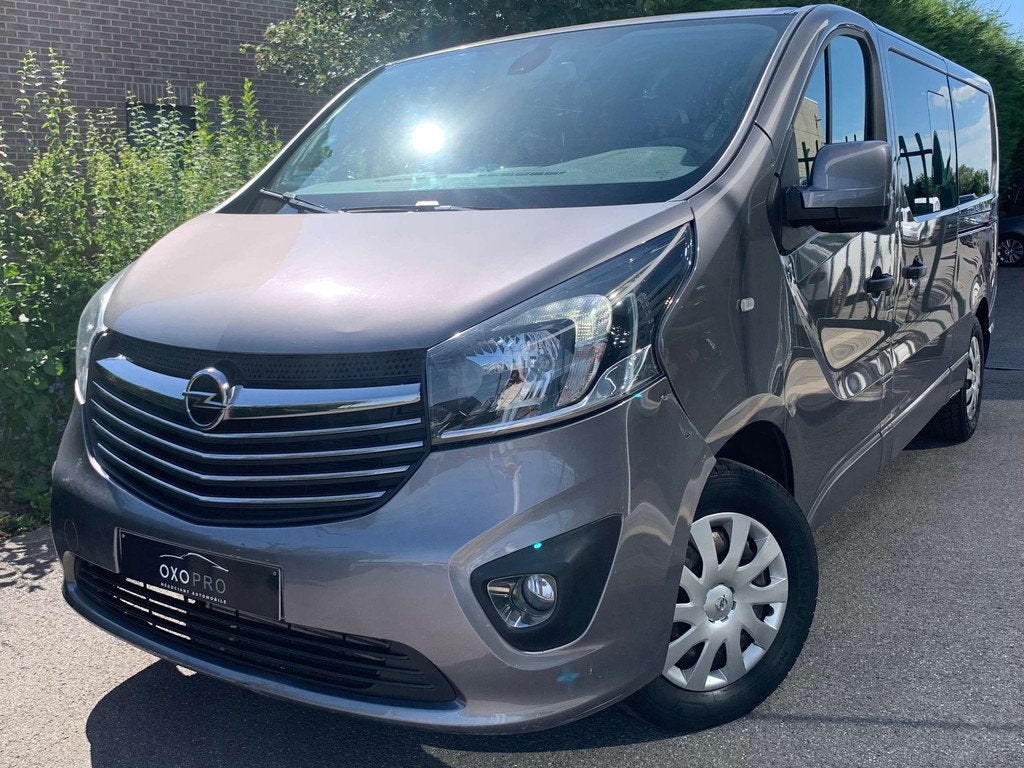 Renault Trafic L2 1.6 CDTI 145CV / 9 Places / LONG CHASSIS /, Auto's, Voorwielaandrijving, Stof, Gebruikt, 4 cilinders