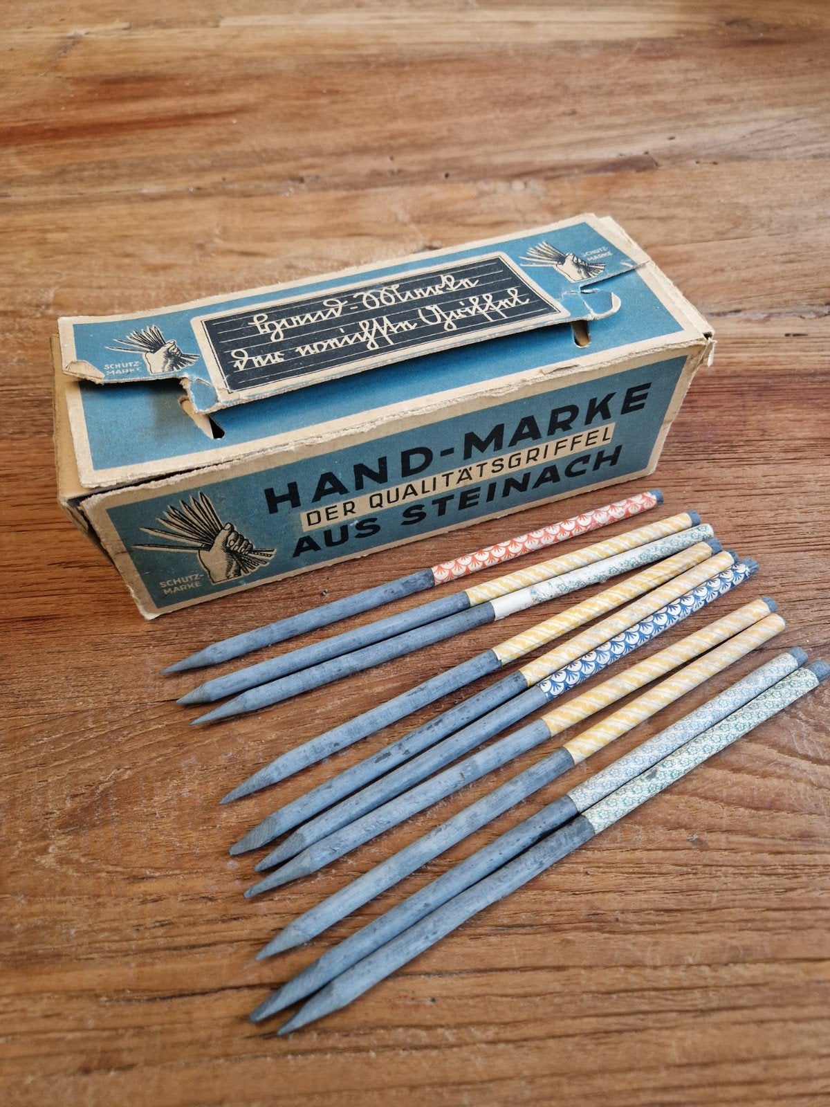 Doos met oude griffel pennen 100 stuks, Antiek en Kunst, Ophalen of Verzenden