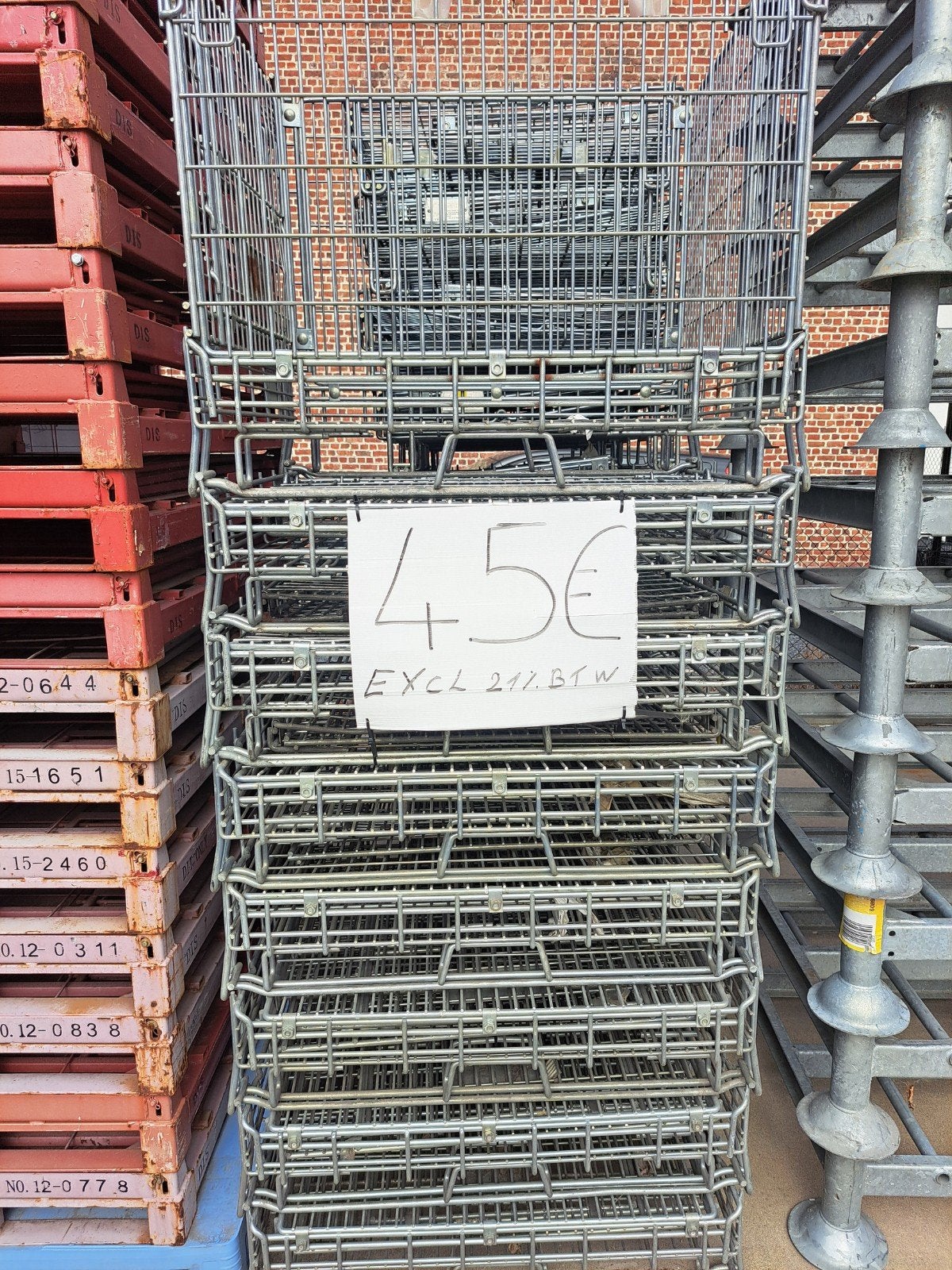 kleine draadcontainer 45 euro excl btw, Ophalen