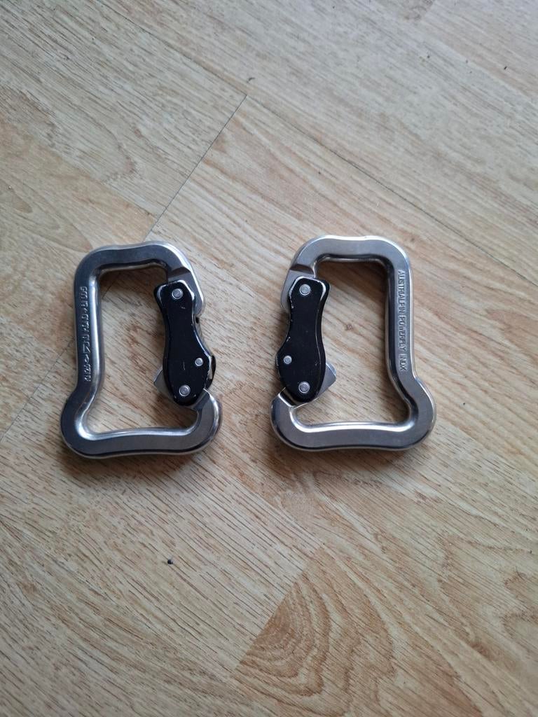 Mousquetons pour  tandem