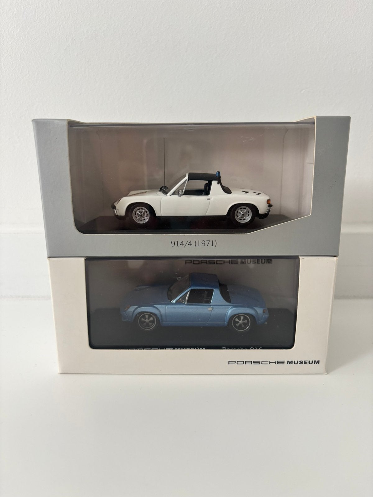 Porsche Museum 1:43 – Porsche 914/4 Polizei + Porsche 916, Ophalen of Verzenden, Zo goed als nieuw