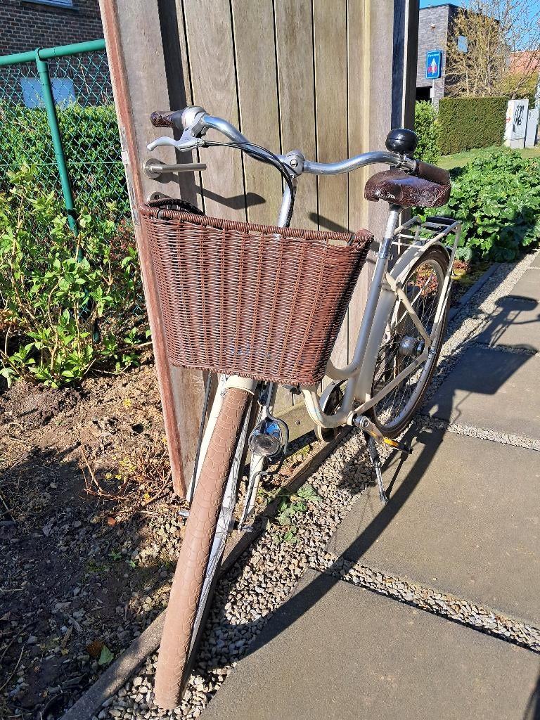 Retro damesfiets Victoria, Fietsen en Brommers, Fietsen | Dames | Damesfietsen, Gebruikt, Overige merken, Versnellingen, Terugtraprem