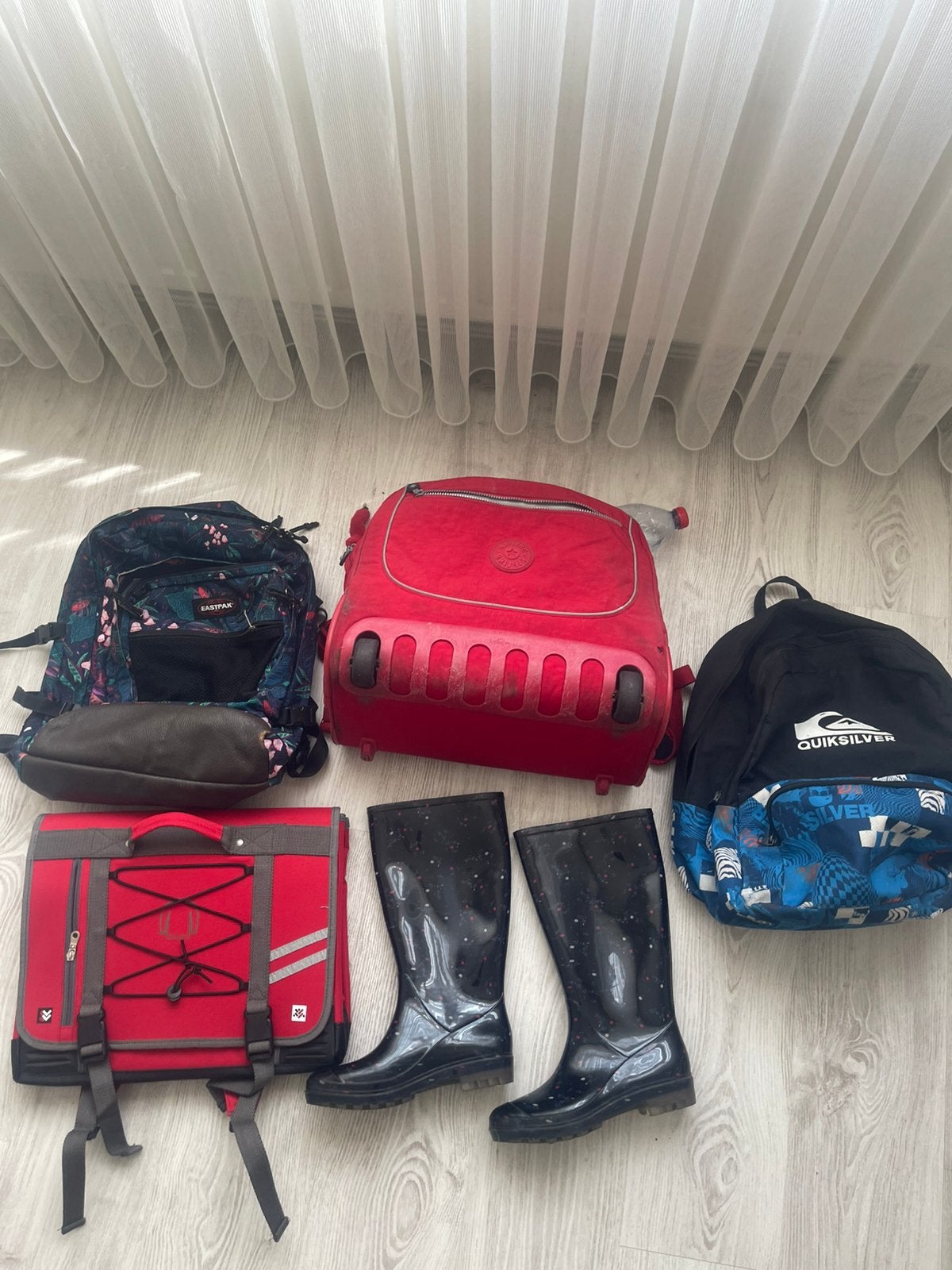 Magnifique sacoche Kipling Trolley, 1 botte, taille 39, Bijoux, Sacs & Beauté, Enlèvement, Comme neuf