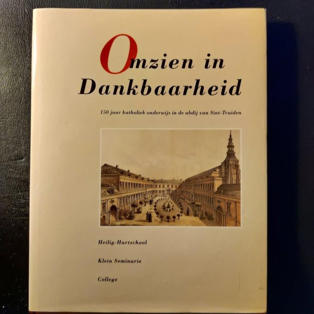 Omzien in dankbaarheid, Boeken, Ophalen of Verzenden, Gelezen