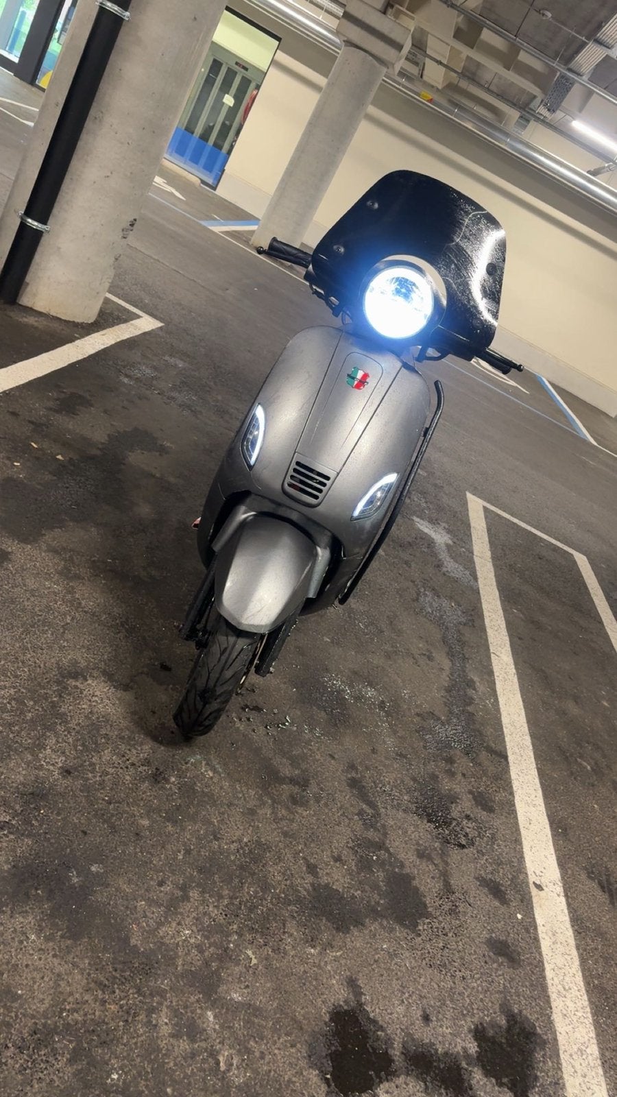 Gts toscana ful optio nieuwe motorblok met 4.5k op de teller, Fietsen en Brommers, Scooters | Vespa, Ophalen of Verzenden, Zo goed als nieuw