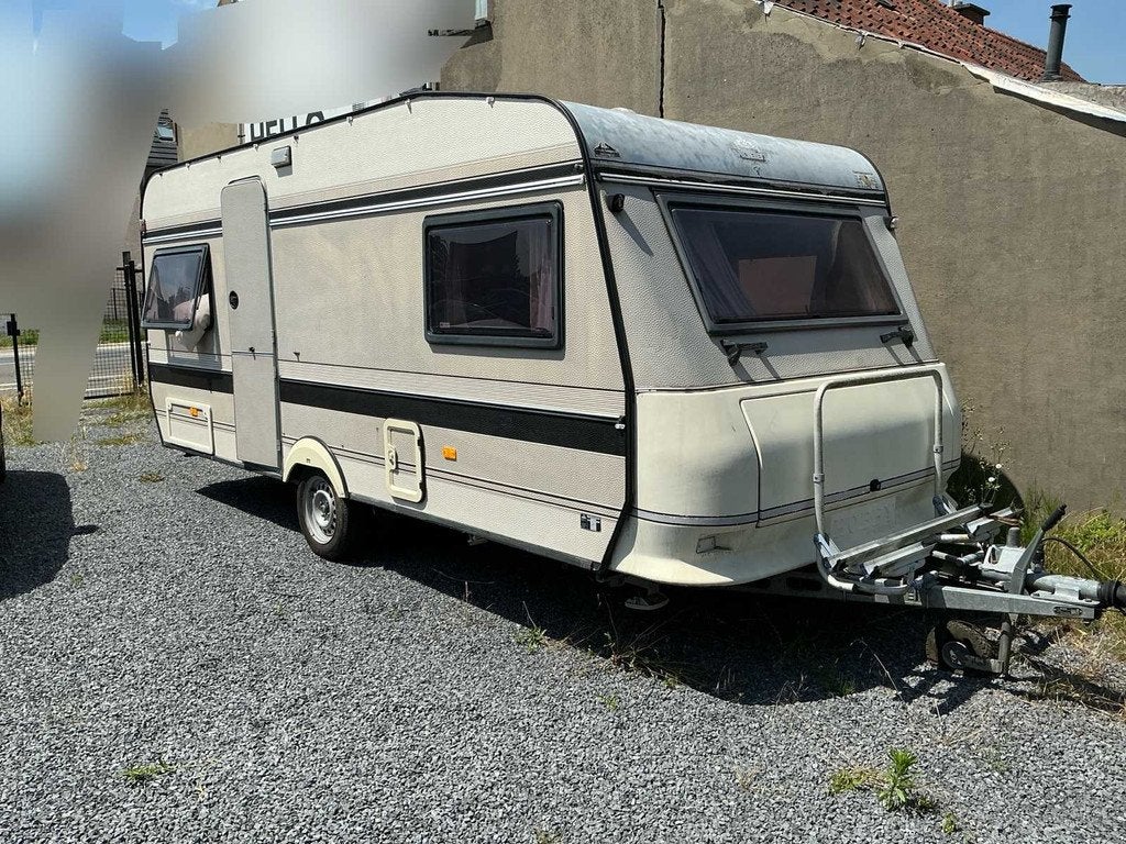 Caravane de loisirs, Entreprise, Hobby