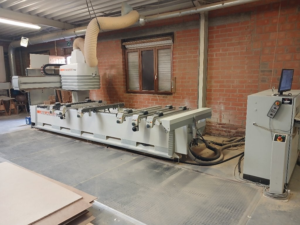 cnc bewerkingscentrum, Ophalen