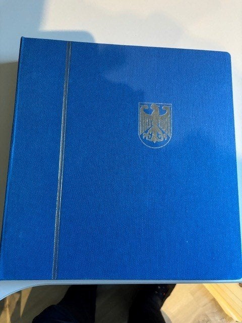Postzegelalbum Bundesrepublik Deutscheland Schaubek, Postzegels en Munten, Ophalen