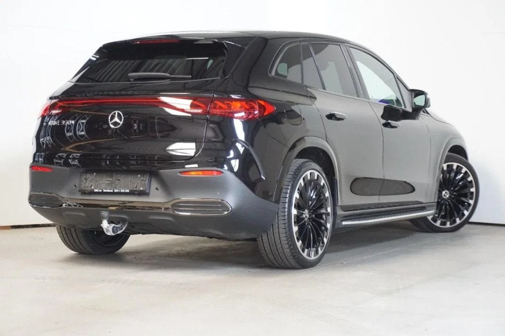 Mercedes-Benz EQE SUV 350+ AMG - TREKHAAK - AIRMATIC, Auto's, Automaat, 215 kW, Zwart, Zwart