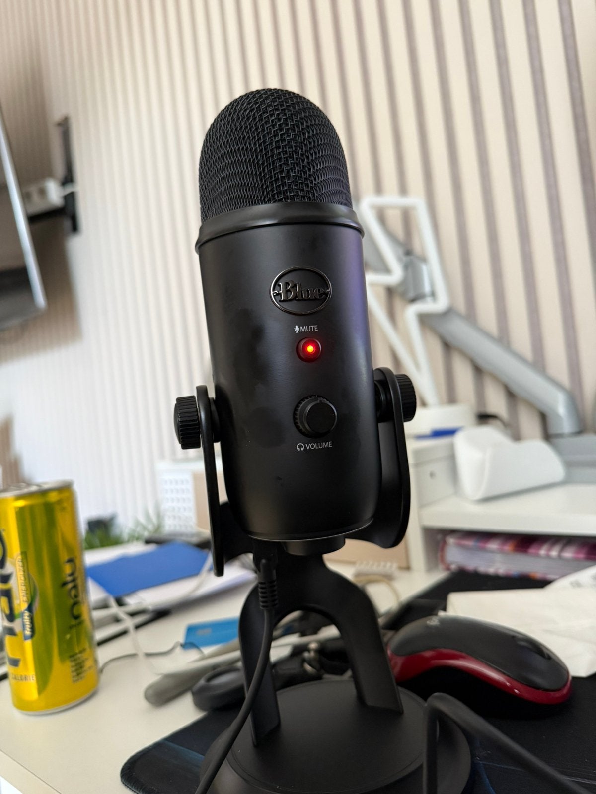 Micro Blue Yeti - Logitech, Musique & Instruments, Microphones, Enlèvement, Comme neuf, Micro studio