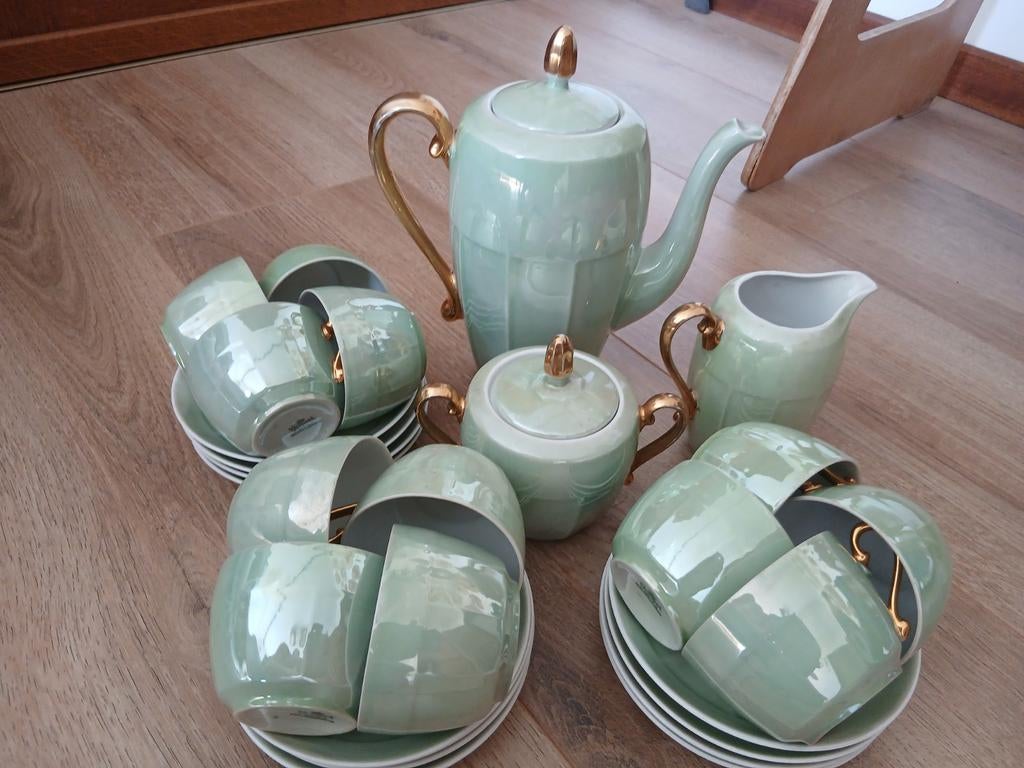 Koffieservies, Enlèvement