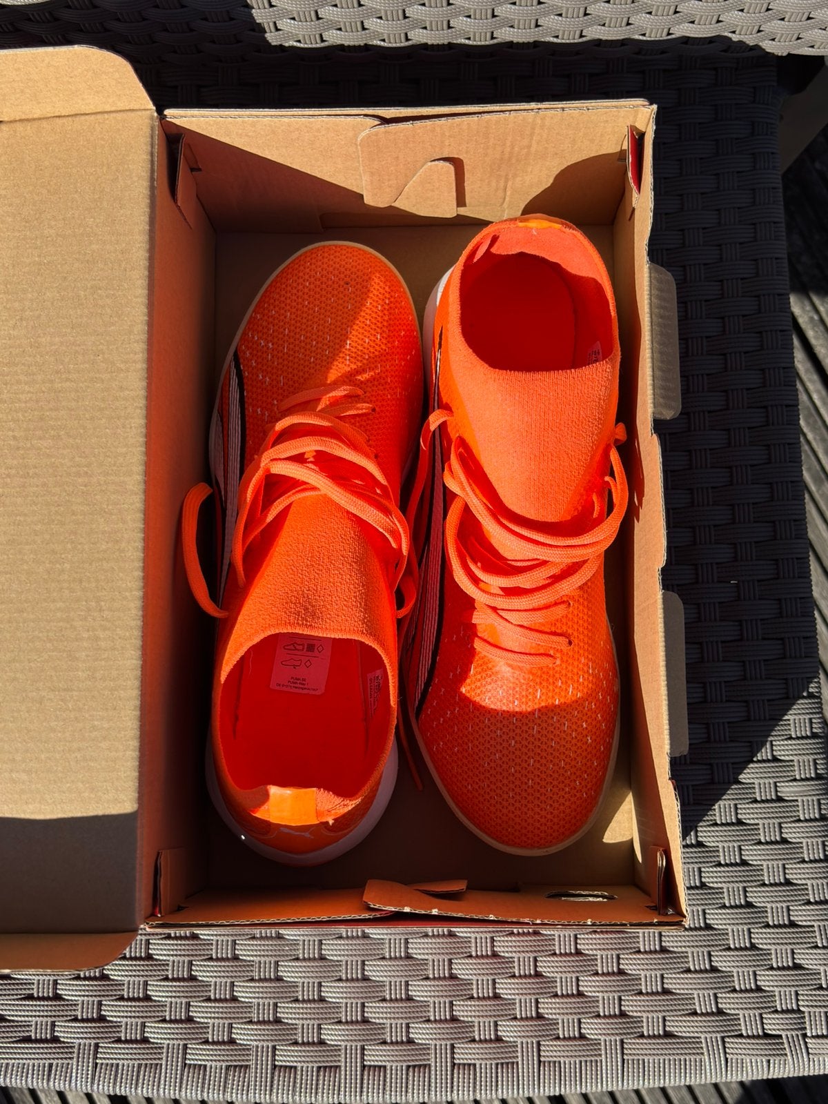 Puma Ultra Match IT - orange/blanc/bleu - pointure 39, Autres couleurs, Comme neuf, Enlèvement, Chaussures de sport