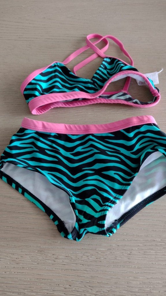 bikini maat 116 - 122, Kinderen en Baby's, Kinderkleding | Maat 116, Ophalen of Verzenden, Zo goed als nieuw, Meisje, Sport- of Zwemkleding