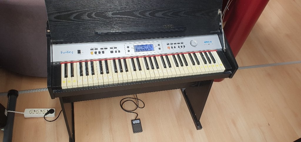 Electrische piano in goede staat, Muziek en Instrumenten, Ophalen, Gebruikt, Zwart, Digitaal
