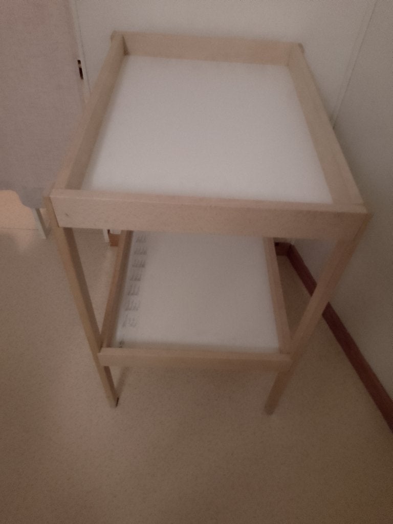Table à langer IKEA avec accessoires., Enfants & Bébés, Enlèvement, Comme neuf, Baignoire, Autres marques
