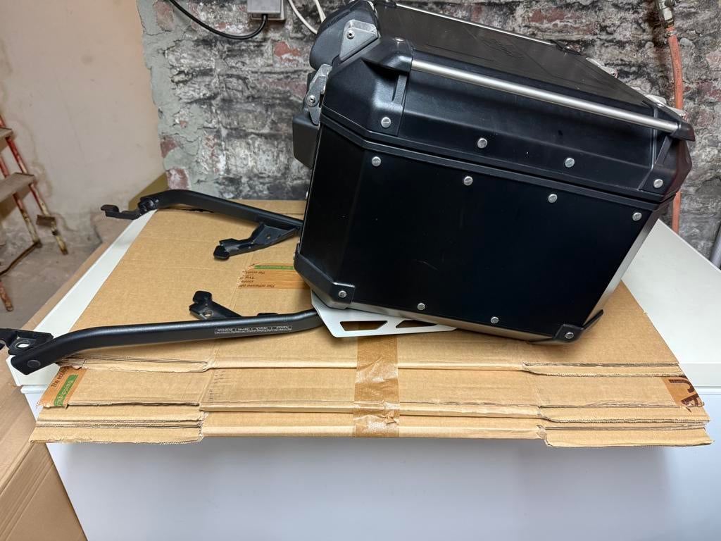 Honda X adv koffer en bagagerek, Motoren, Onderdelen | Honda, Ophalen