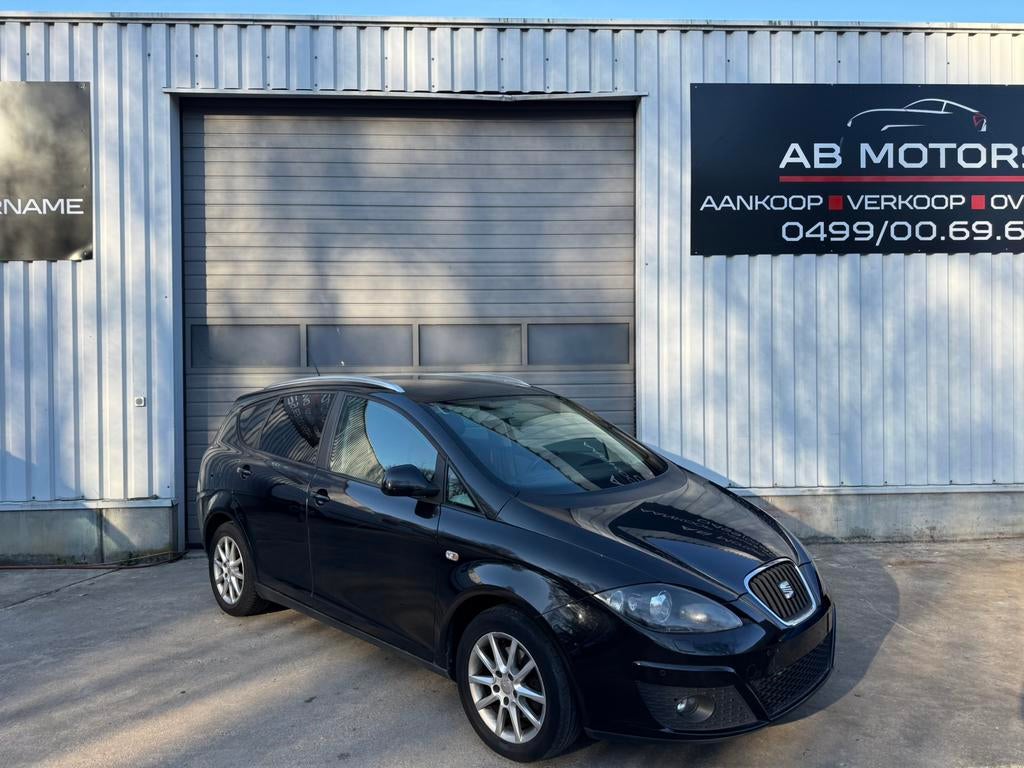 Seat Altea XL 1.6TDI 2012 Automaat xenon navi full optie, Auto's, Automaat, Euro 5, Altea XL, Leder