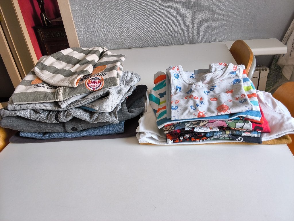 Kinderkleding T. 7-8 jaar /trekken/vests/t-shirt/sweatshirt, Ophalen of Verzenden, Gebruikt, Jongen