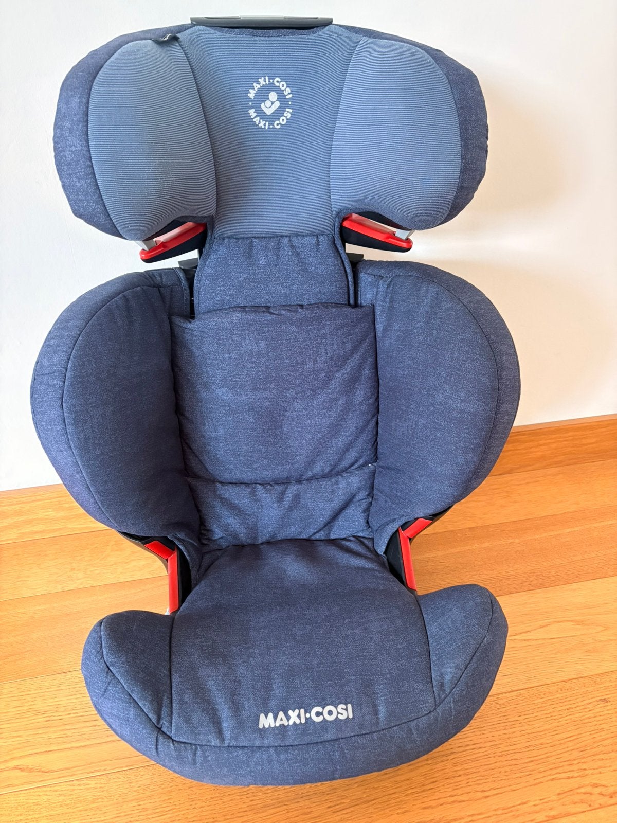 Maxi-cosi rodifix + hoes, Kinderen en Baby's, Autostoeltjes, Ophalen, Verstelbare rugleuning, Zo goed als nieuw, Isofix