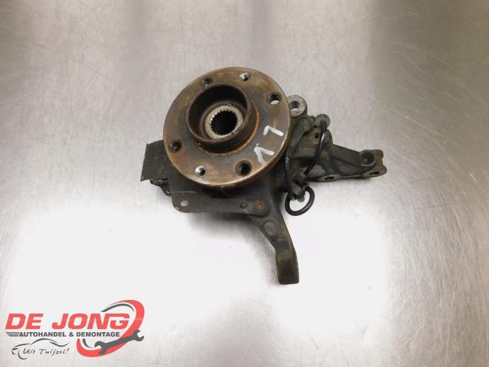 Fusee links-voor van een Renault Captur, Gebruikt, -, Renault, -