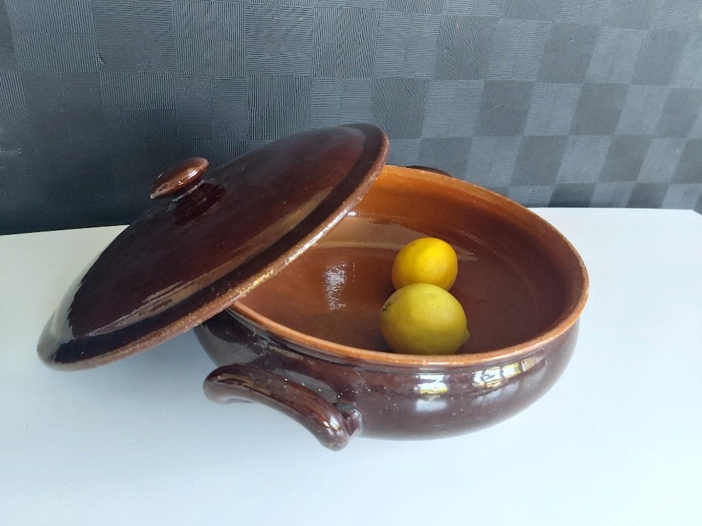 Mooie italiaanse vintage terracotta (oven) schaal met deksel, Ophalen of Verzenden