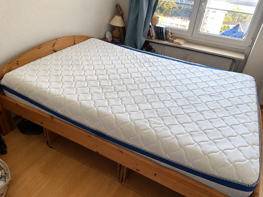 Matelas 140 x 200 Bon état / Propre, Matelas, Enlèvement, 200 cm, 140 cm