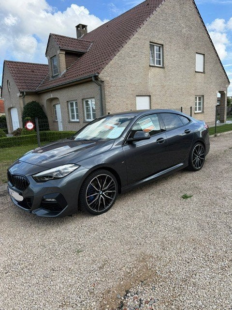 BMW 218i Gran Coupé Model M-Sport, Autos, Argent ou Gris, Achat, Boîte manuelle, Noir