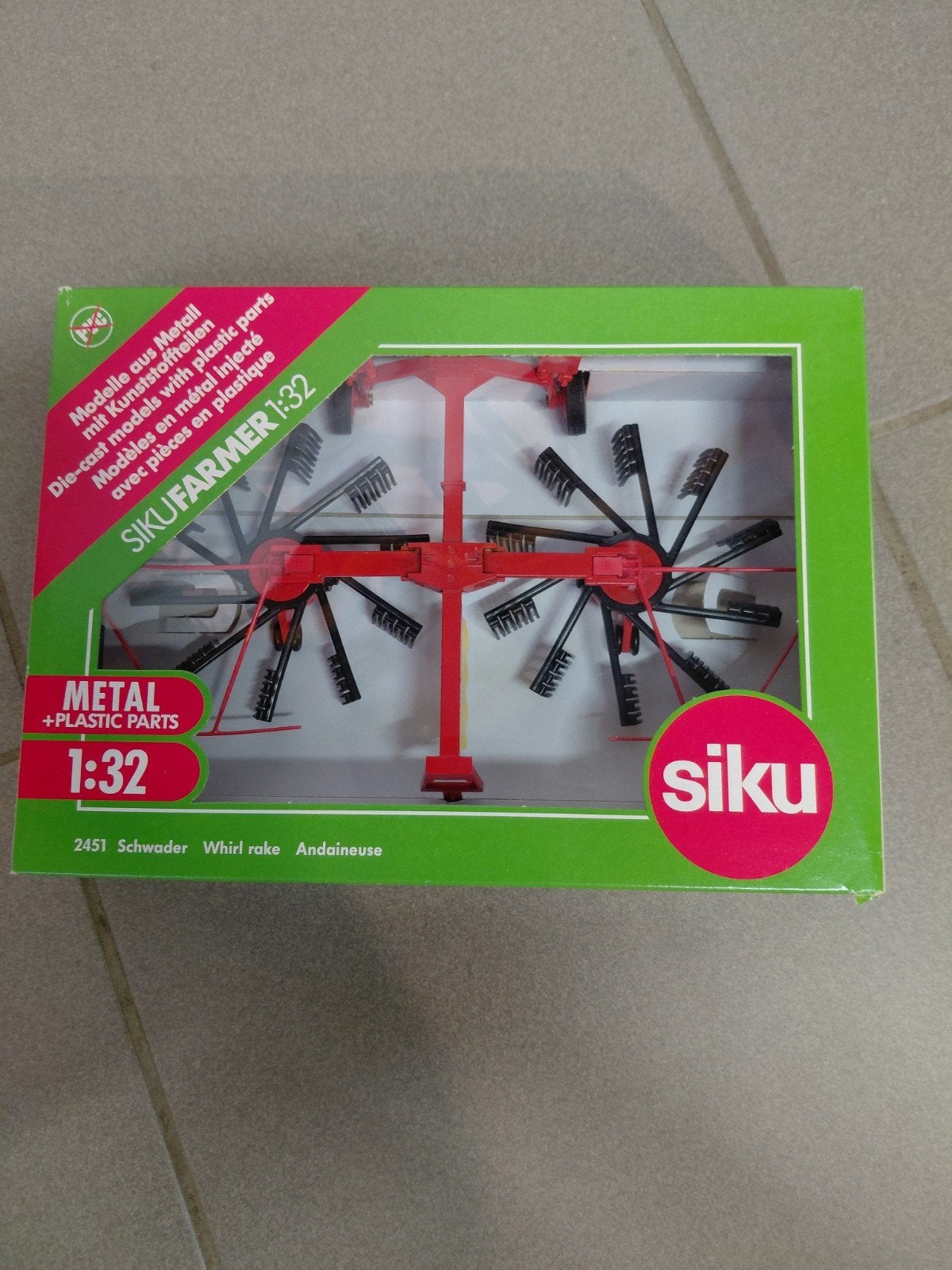 siku 1/32 schudder 2451, Hobby & Loisirs créatifs, Voitures miniatures | 1:32, Enlèvement ou Envoi, Neuf, Tracteur et Agriculture