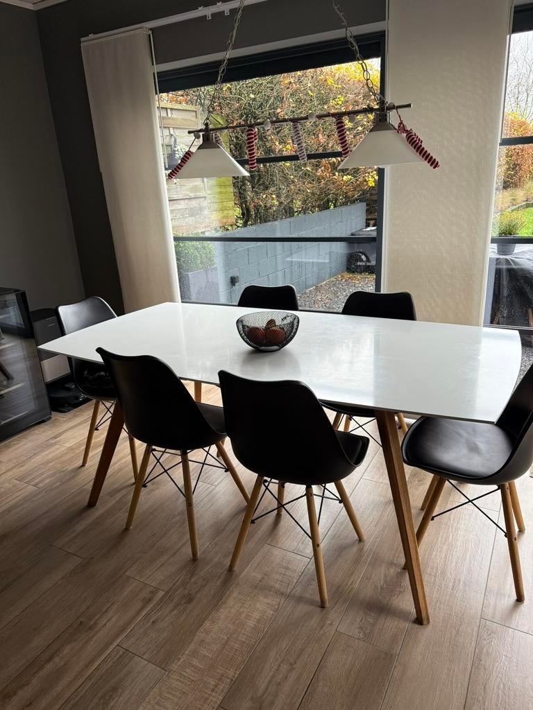 6 chaises style Eames noires, Bois, Comme neuf, Enlèvement, Cinq, Six Chaises ou plus