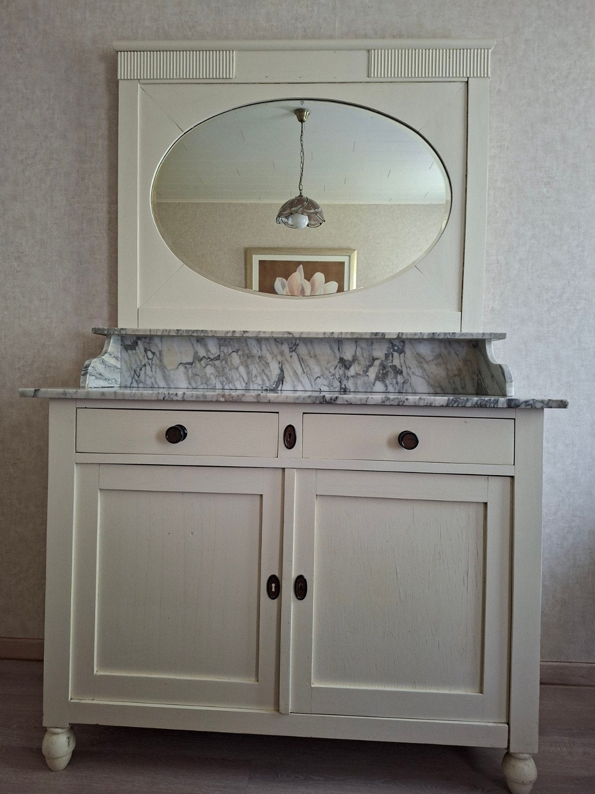 Antieke commode., Ophalen