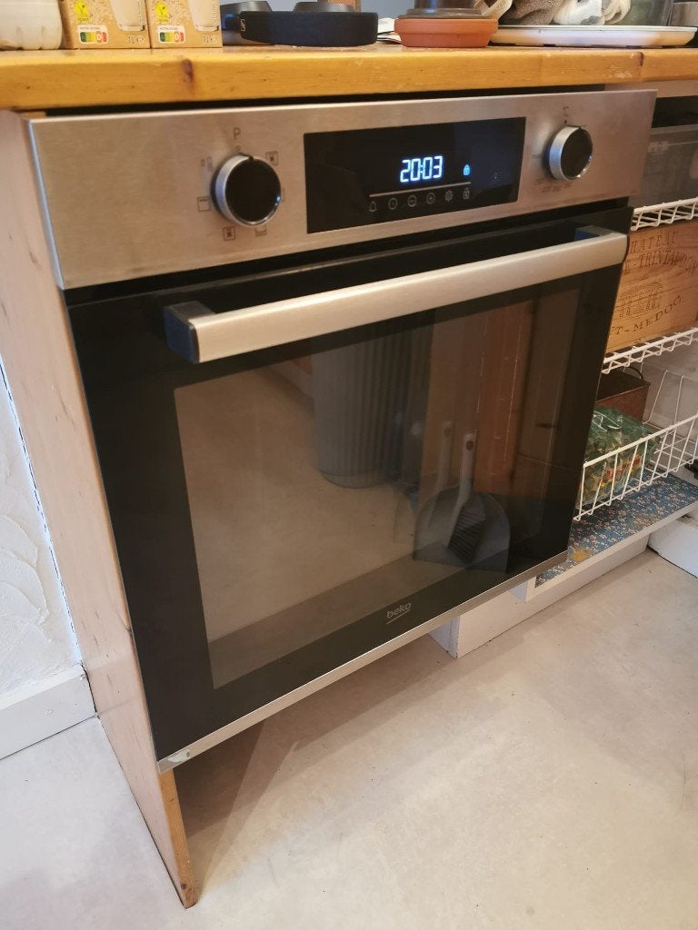 Four Beko en parfait état, Electroménager, Encastré, Enlèvement, Utilisé, 45 à 60 cm