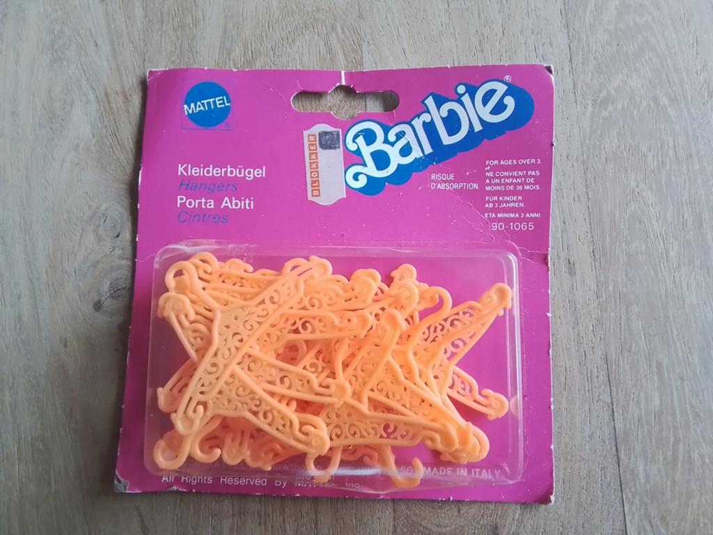 Vintage barbie kleerhangers, Ophalen of Verzenden