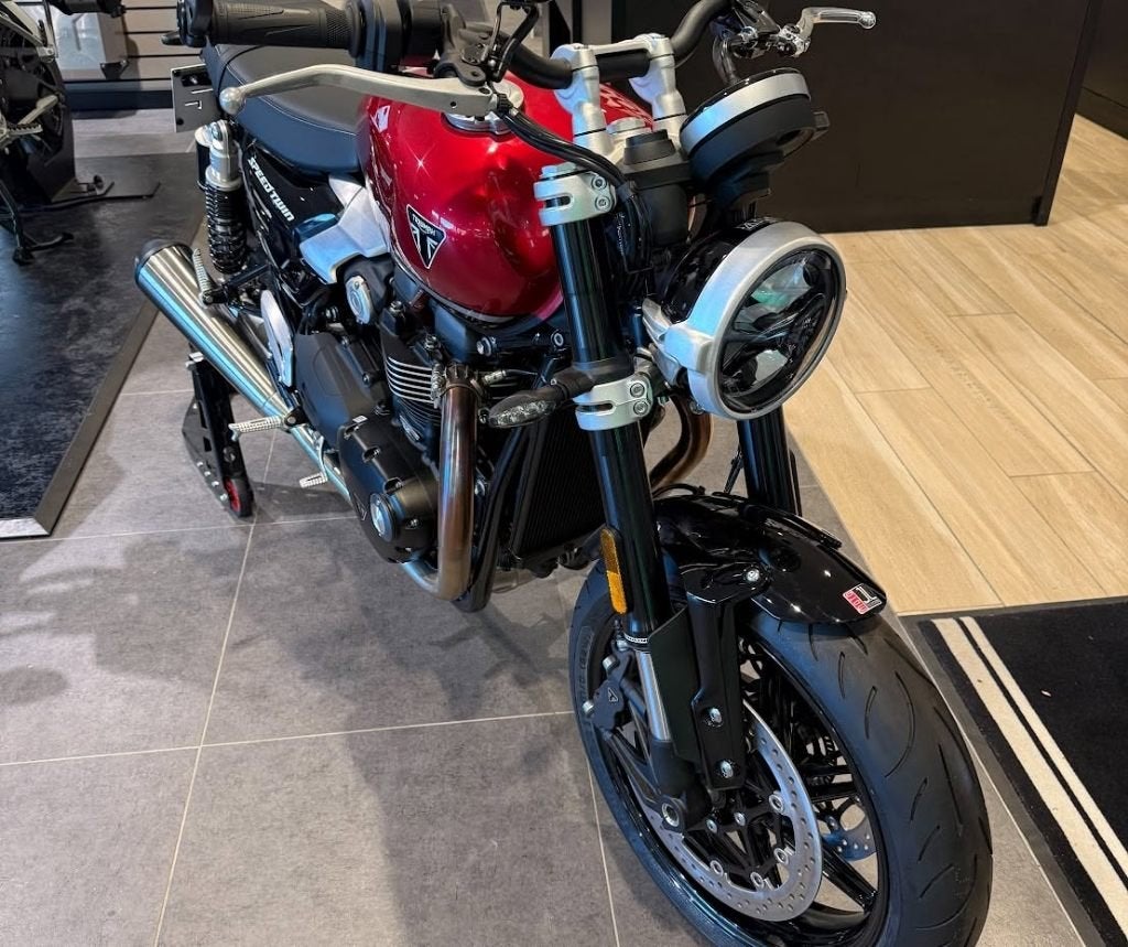 TRIUMPH SPEED TWIN 1200, Motoren, 2 cilinders, Motorrijbewijs A, Bedrijf, Meer dan 35 kW