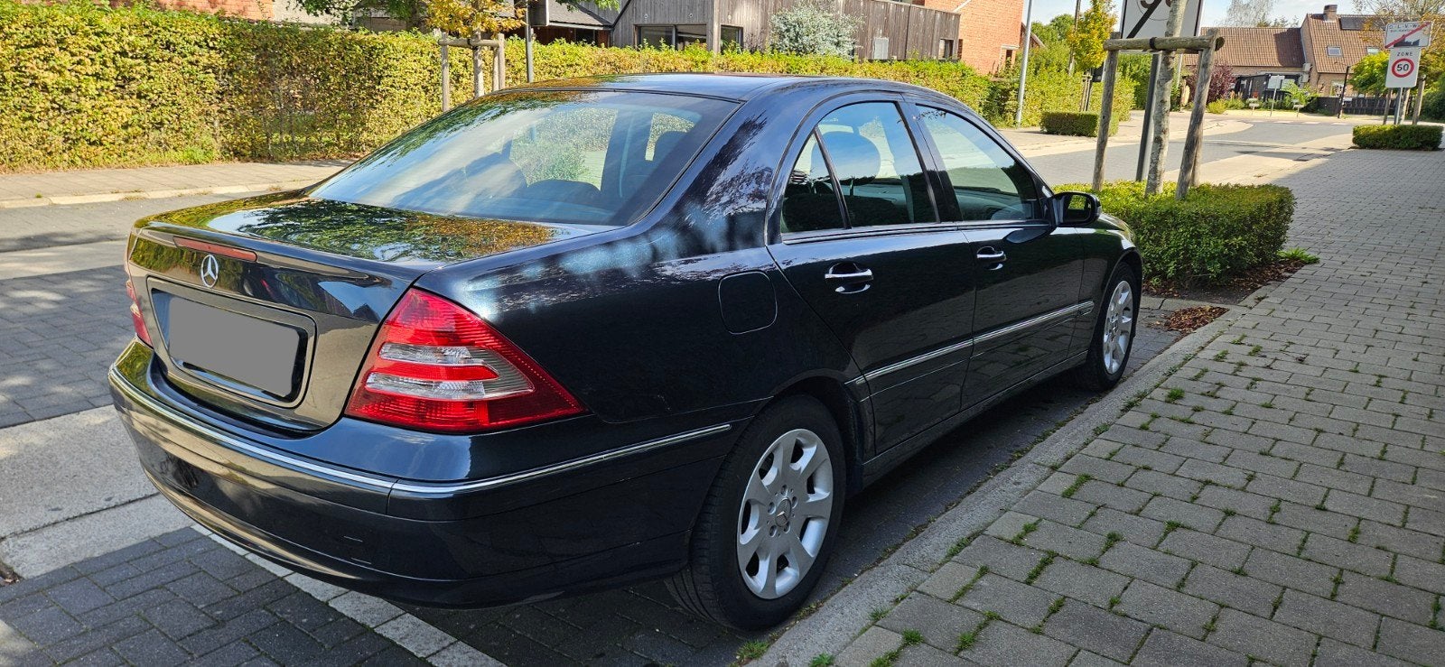 Mercedes C200 essence, élégance - lifting., Achat, Entretenue par le concessionnaire, 120 kW, Particulier