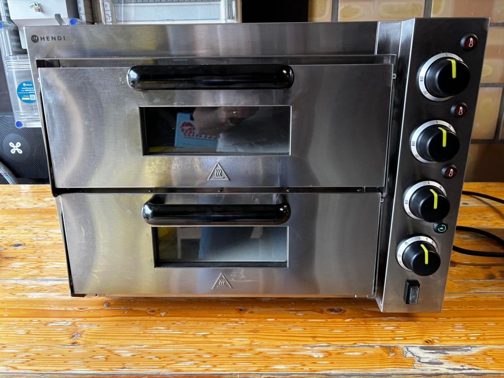 Profeesionele Pizza Oven Hendi, Ophalen, Zo goed als nieuw, Oven