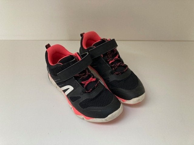 Kindersportschoenen Puma, Kinderen en Baby's, Kinderkleding | Schoenen en Sokken, Ophalen, Puma, Zo goed als nieuw, Jongen of Meisje