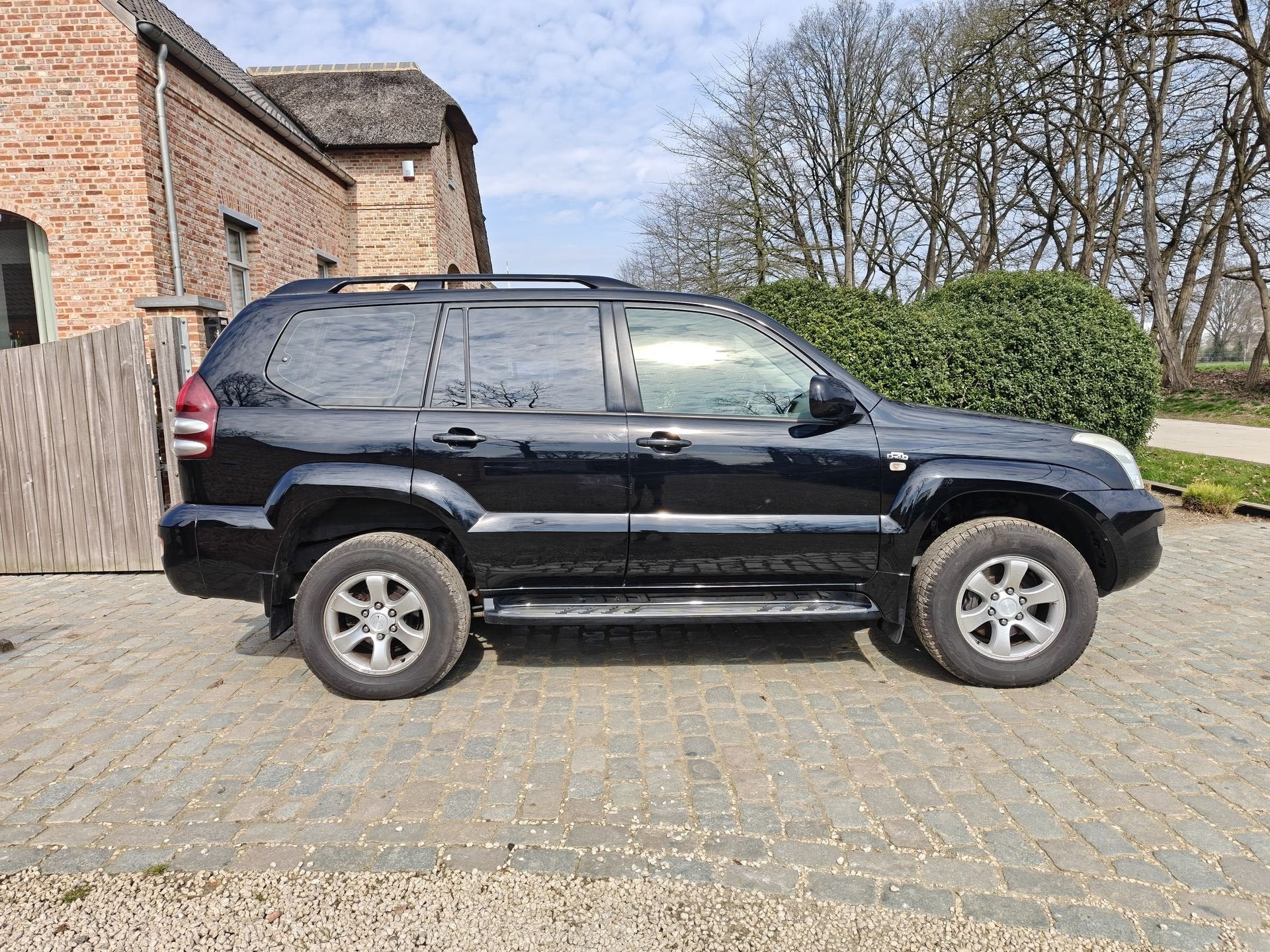 TOYOTA LANDCRUISER, Auto's, Bestelwagens en Lichte vracht, Gebruikt, 117 kW, 159 pk, Zwart