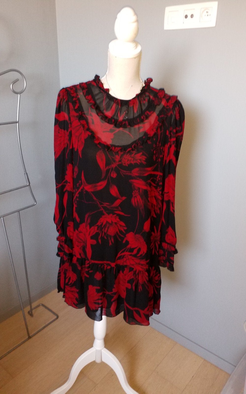 rood zwarte jurk, Kleding | Dames, Maat 38/40 (M), Meerkleurig, Ophalen of Verzenden, Zo goed als nieuw